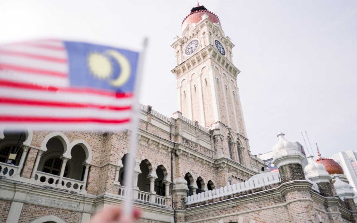 Đi Malaysia nên mua gì làm quà? 15 món đặc sản và quà lưu niệm ý nghĩa